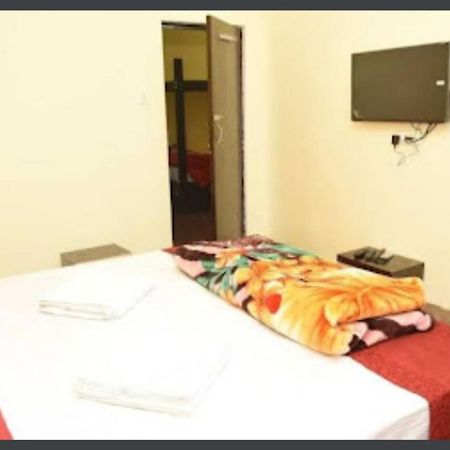 Goroomgo Varanasi Paradise Varanasi Ngoại thất bức ảnh