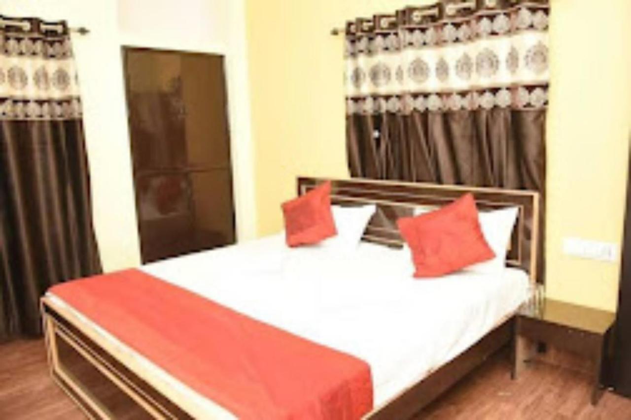 Goroomgo Varanasi Paradise Varanasi Ngoại thất bức ảnh